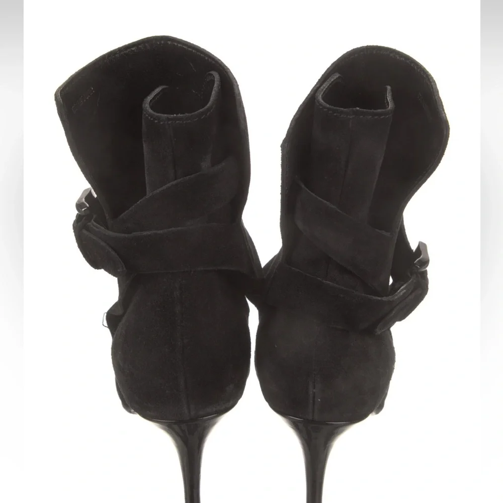 Burberry boots